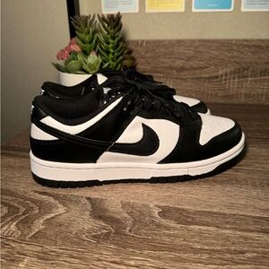 Women’s Nike Dunks Low Retro